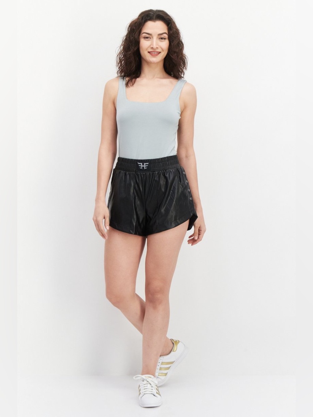 HEROINE SPORT Racer Faux-Leather Shorts - Side Snaps - Sz Small